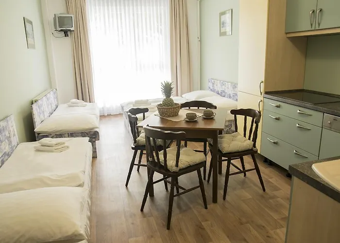 Studia A Apartmany U Karla